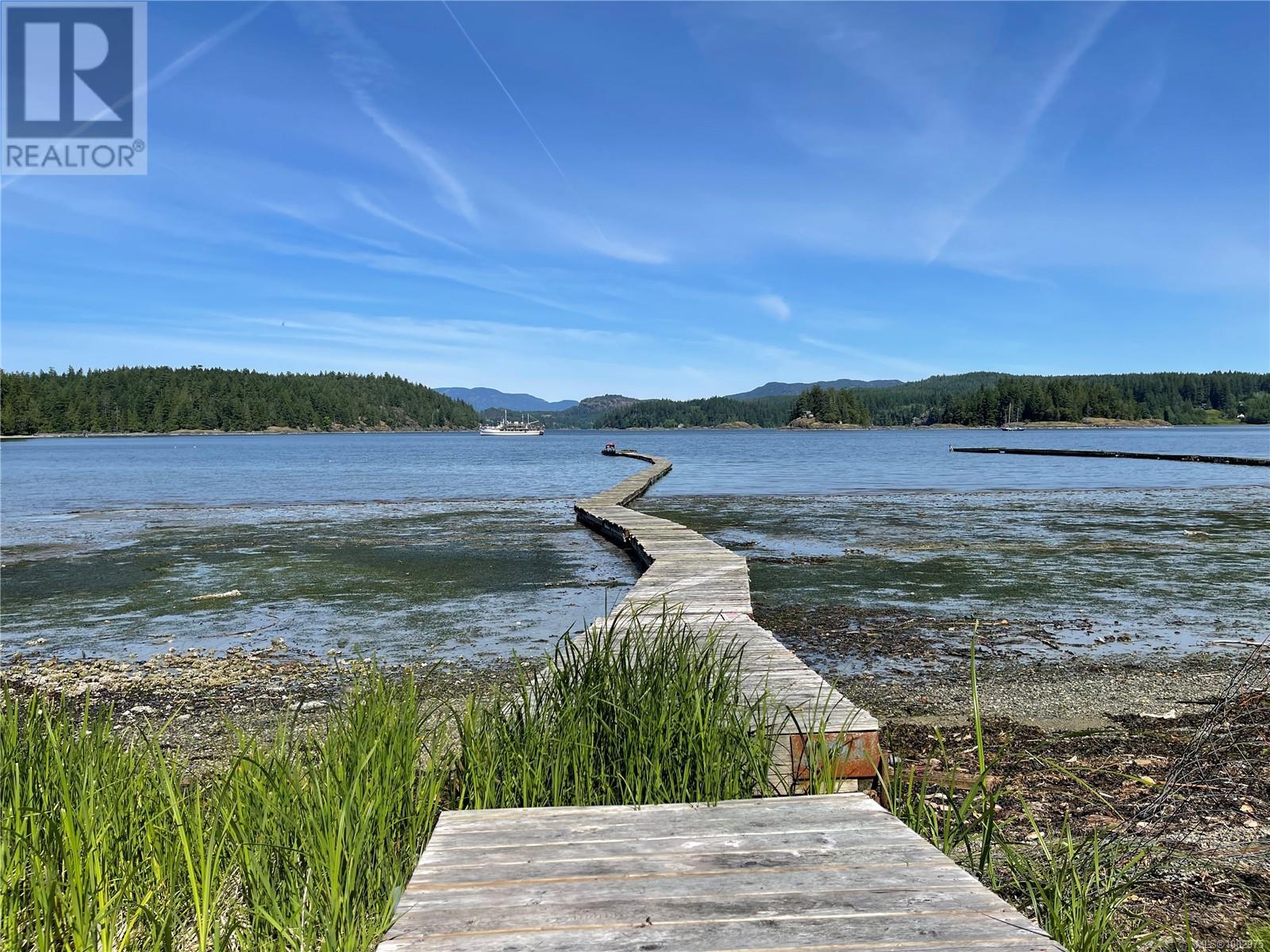 1027&1033 West Rd, Quadra Island, British Columbia  V0P 1N0 - Photo 2 - 1002975