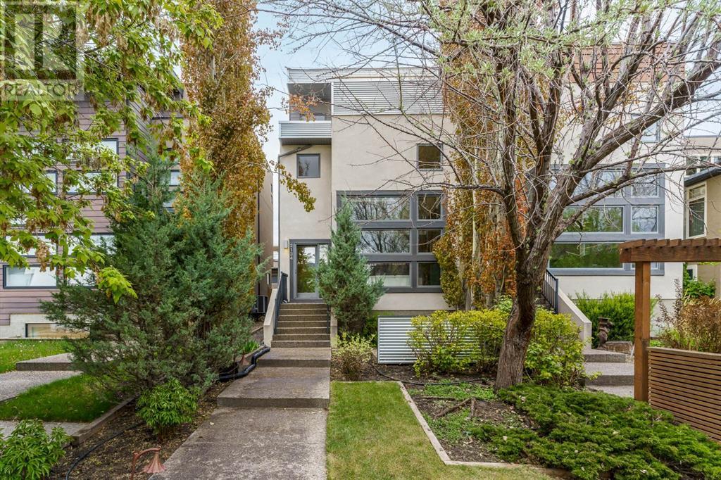 2134 30 Avenue Sw, Calgary, Alberta  T2T 1R4 - Photo 1 - A2222569