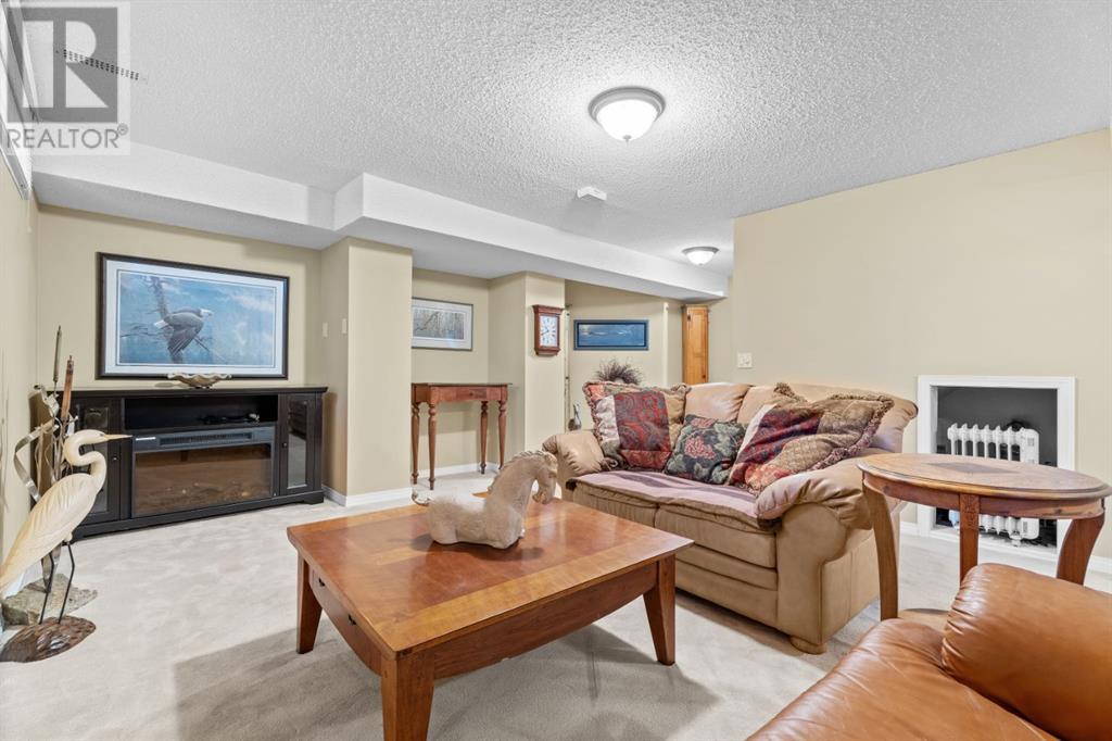9305 Santana Crescent Nw, Calgary, Alberta  T3K 3P3 - Photo 34 - A2224748