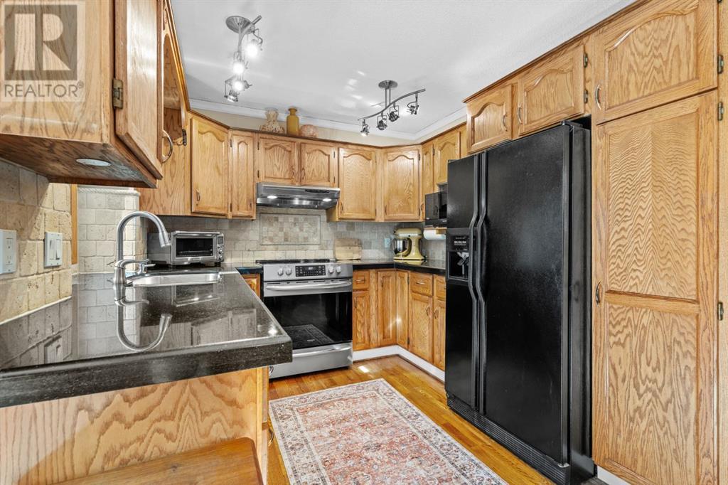 9305 Santana Crescent Nw, Calgary, Alberta  T3K 3P3 - Photo 13 - A2224748