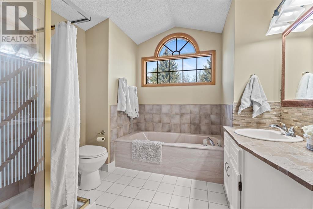9305 Santana Crescent Nw, Calgary, Alberta  T3K 3P3 - Photo 26 - A2224748
