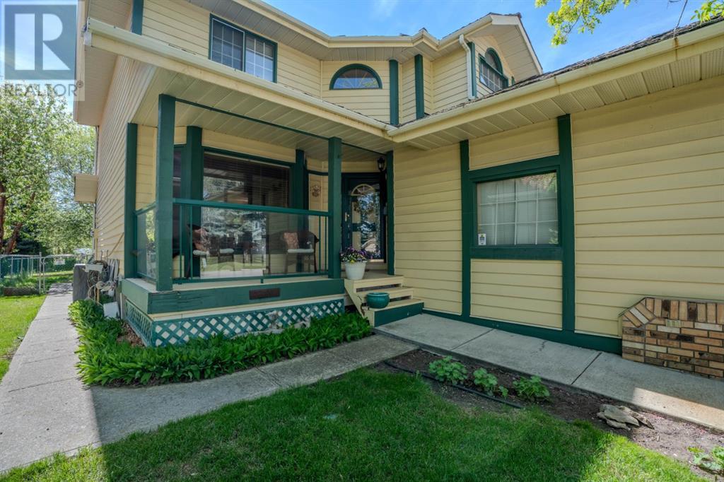 9305 Santana Crescent Nw, Calgary, Alberta  T3K 3P3 - Photo 4 - A2224748