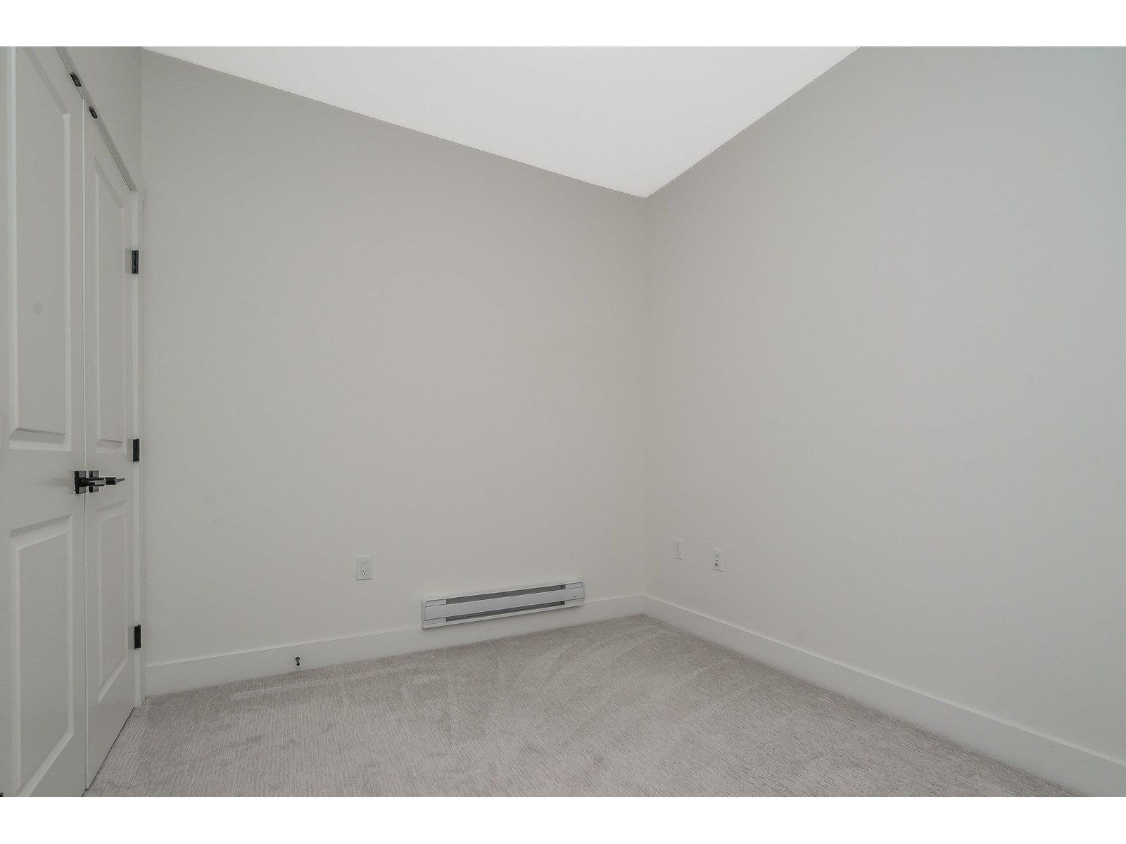 316 19935 75a Avenue, Langley, British Columbia  V2Y 4L5 - Photo 11 - R3013422