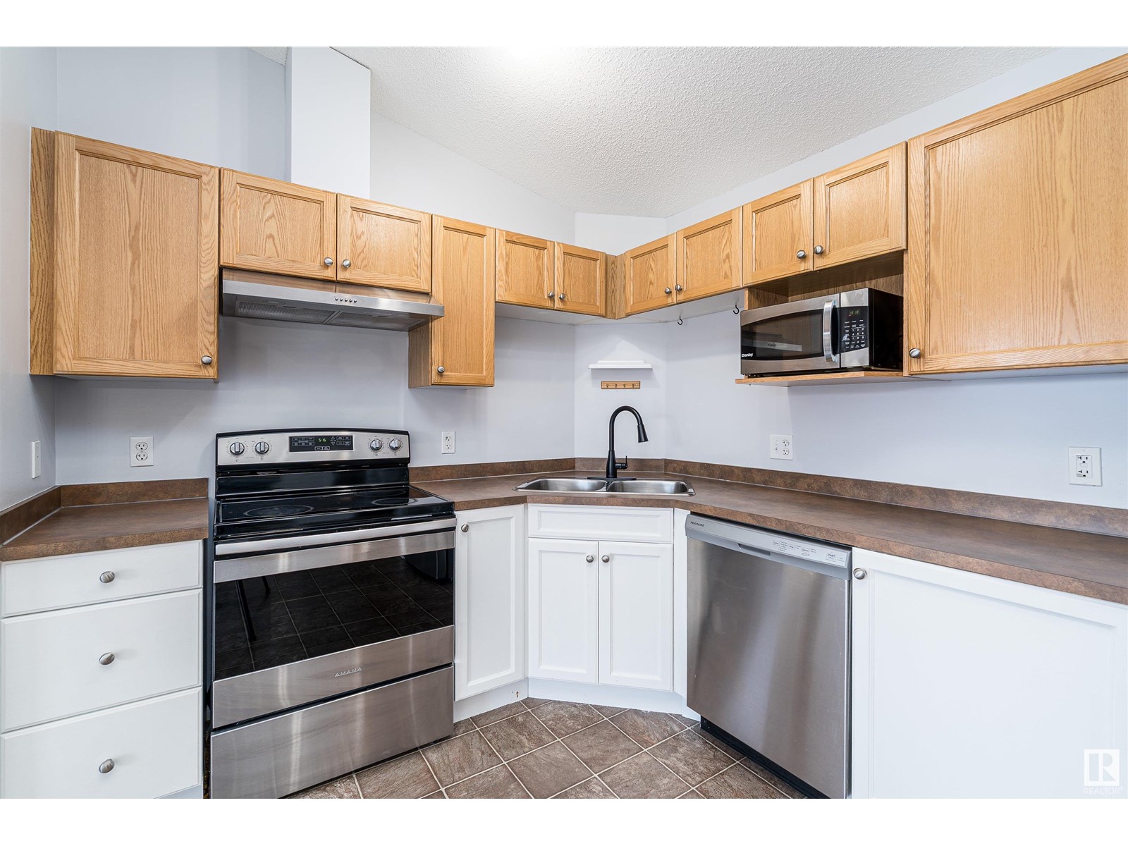 #1403 9363 Simpson Dr Nw, Edmonton, Alberta  T6R 0N2 - Photo 6 - E4441684