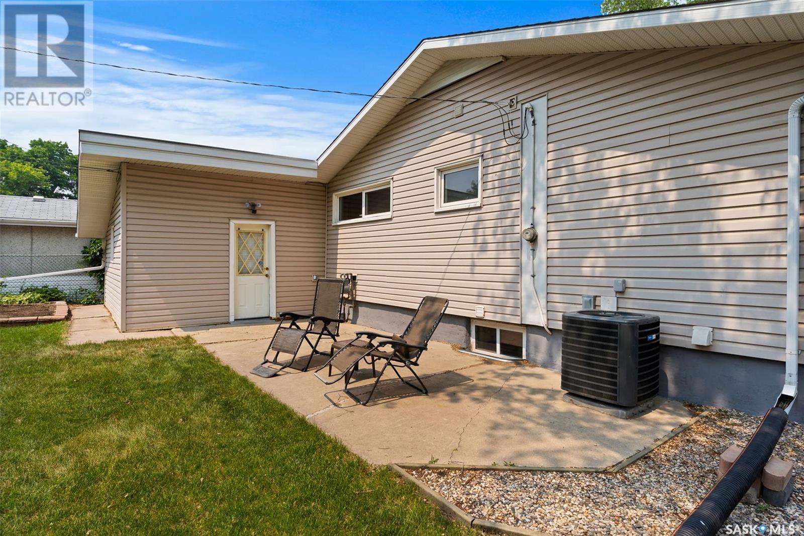 1307 Dover Avenue, Regina, Saskatchewan  S4R 0L6 - Photo 34 - SK009124