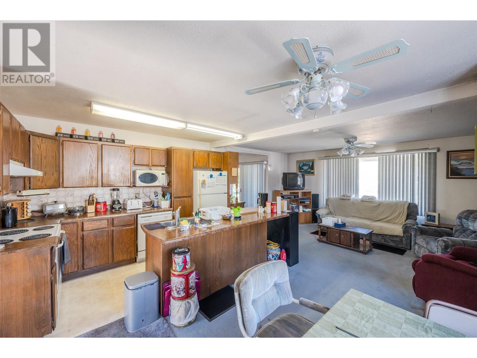 5805 Okanagan Street, Oliver, British Columbia  V0H 1T0 - Photo 19 - 10351470