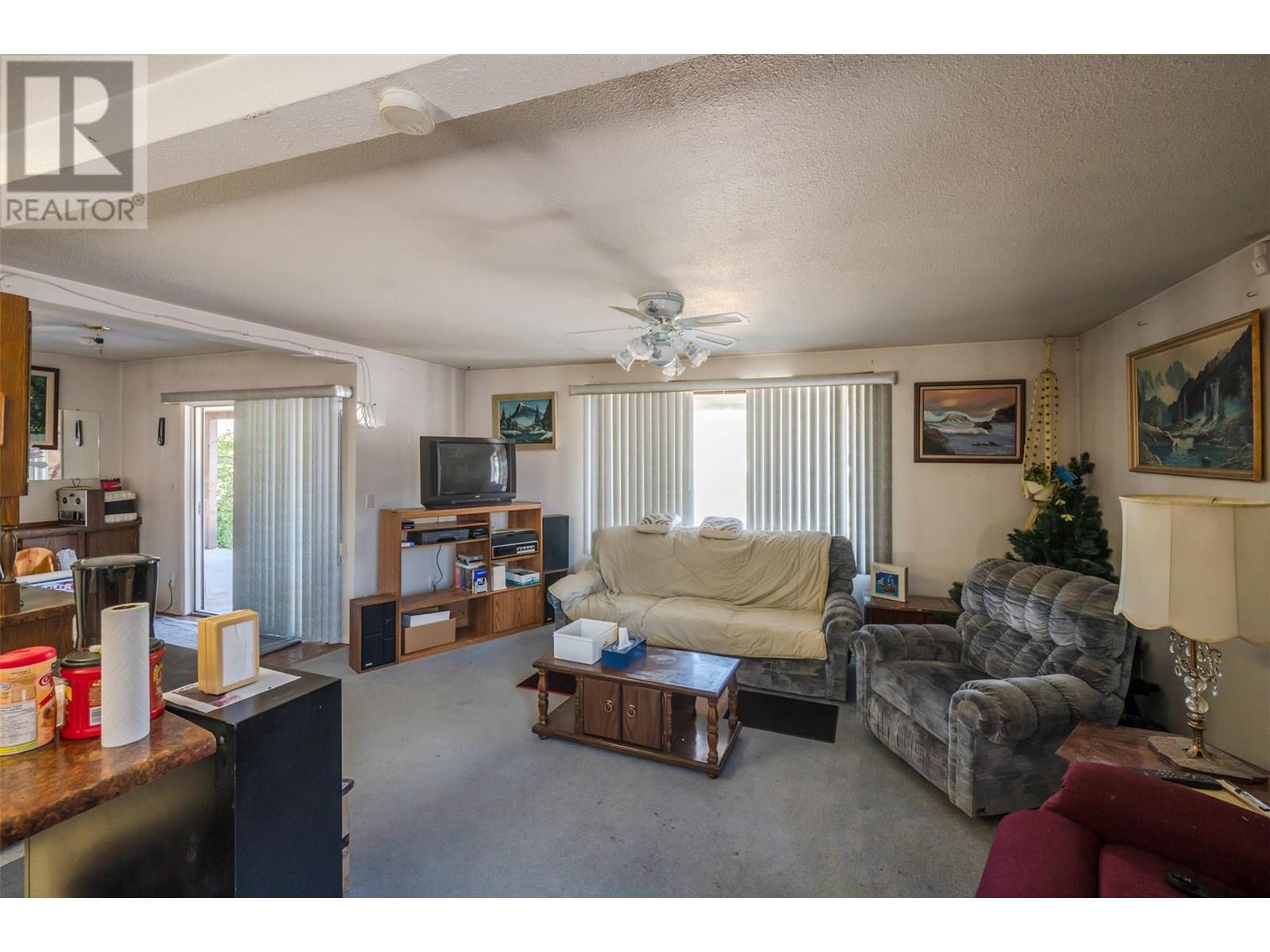 5805 Okanagan Street, Oliver, British Columbia  V0H 1T0 - Photo 15 - 10351470