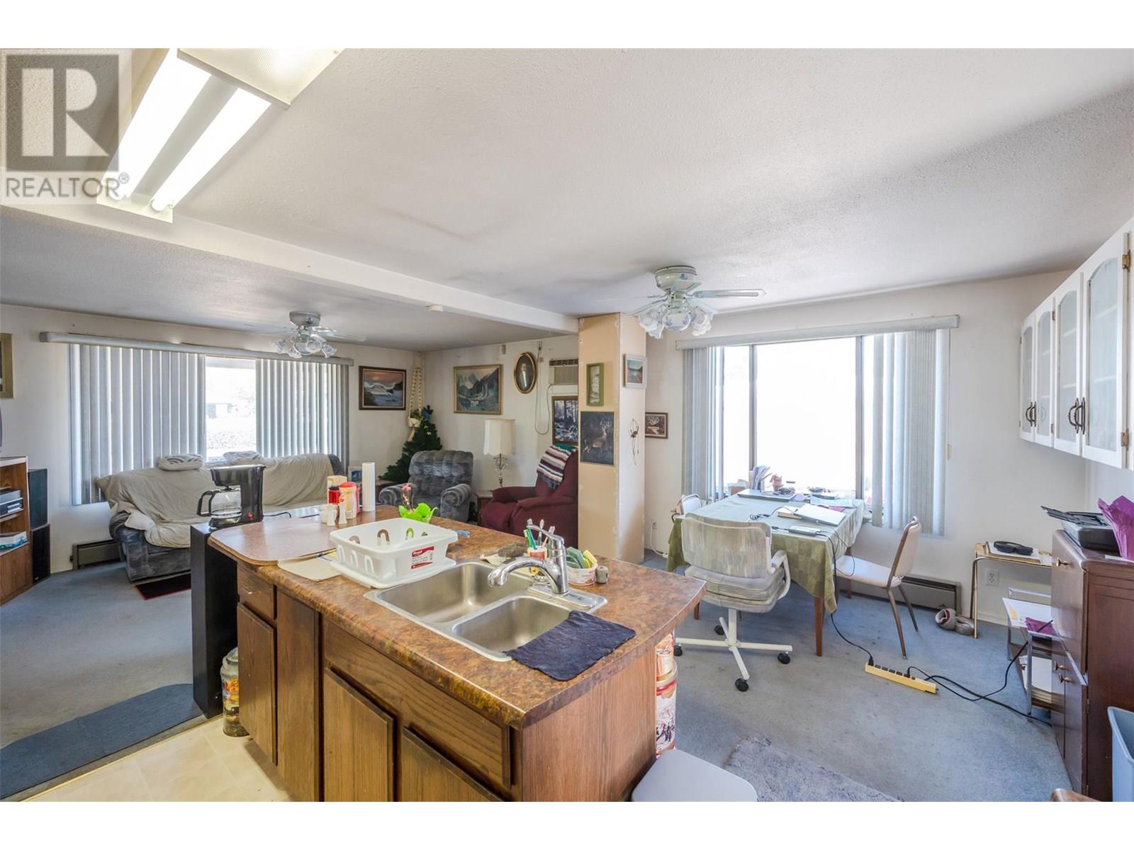 5805 Okanagan Street, Oliver, British Columbia  V0H 1T0 - Photo 18 - 10351470