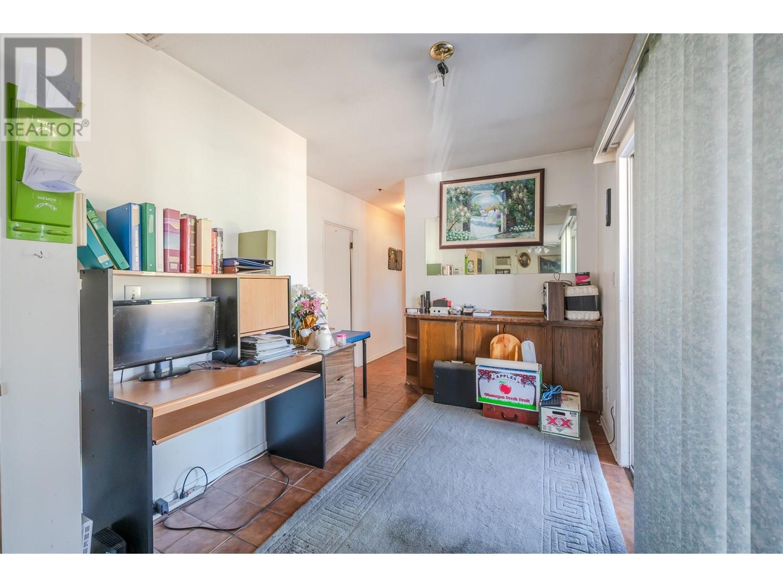 5805 Okanagan Street, Oliver, British Columbia  V0H 1T0 - Photo 10 - 10351470