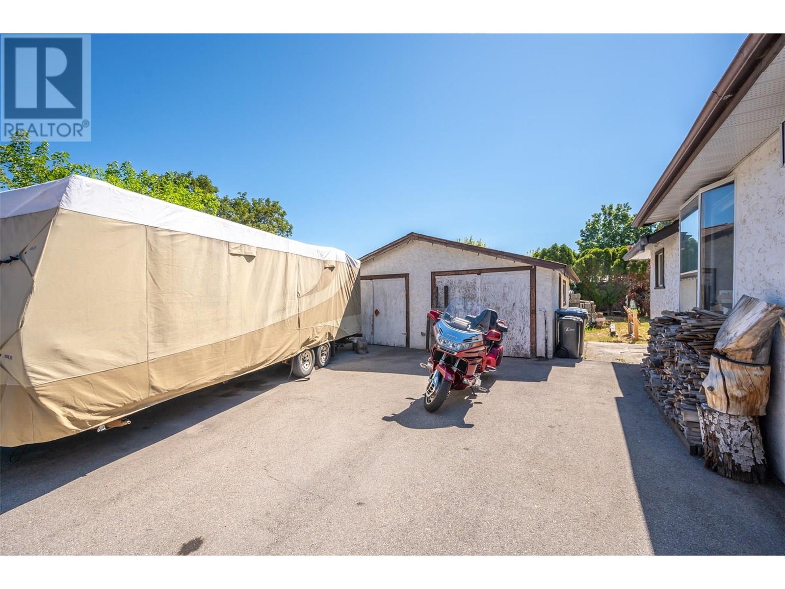 5805 Okanagan Street, Oliver, British Columbia  V0H 1T0 - Photo 37 - 10351470