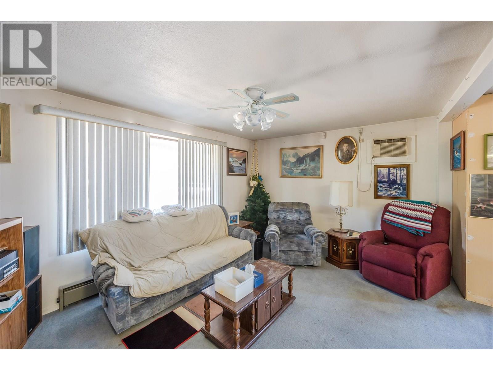 5805 Okanagan Street, Oliver, British Columbia  V0H 1T0 - Photo 12 - 10351470