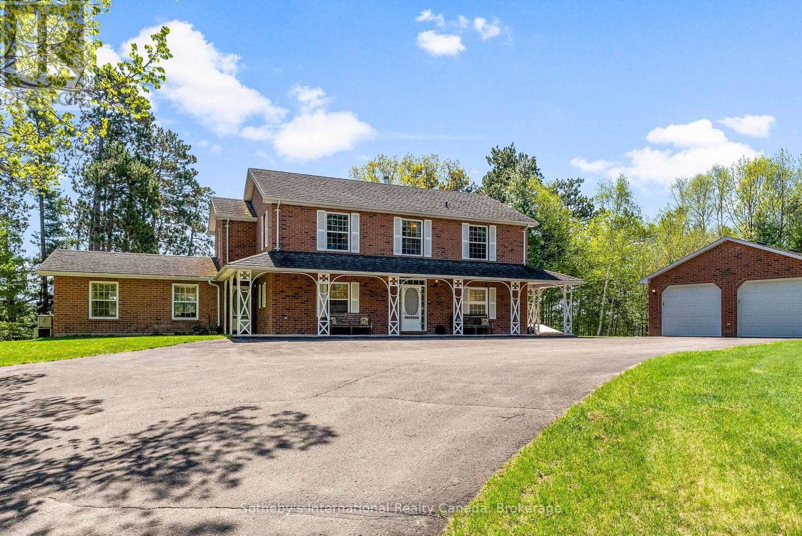 318 Mask Island Drive, Madawaska Valley, Ontario K0J 1B0 - Photo 4 - X12169588