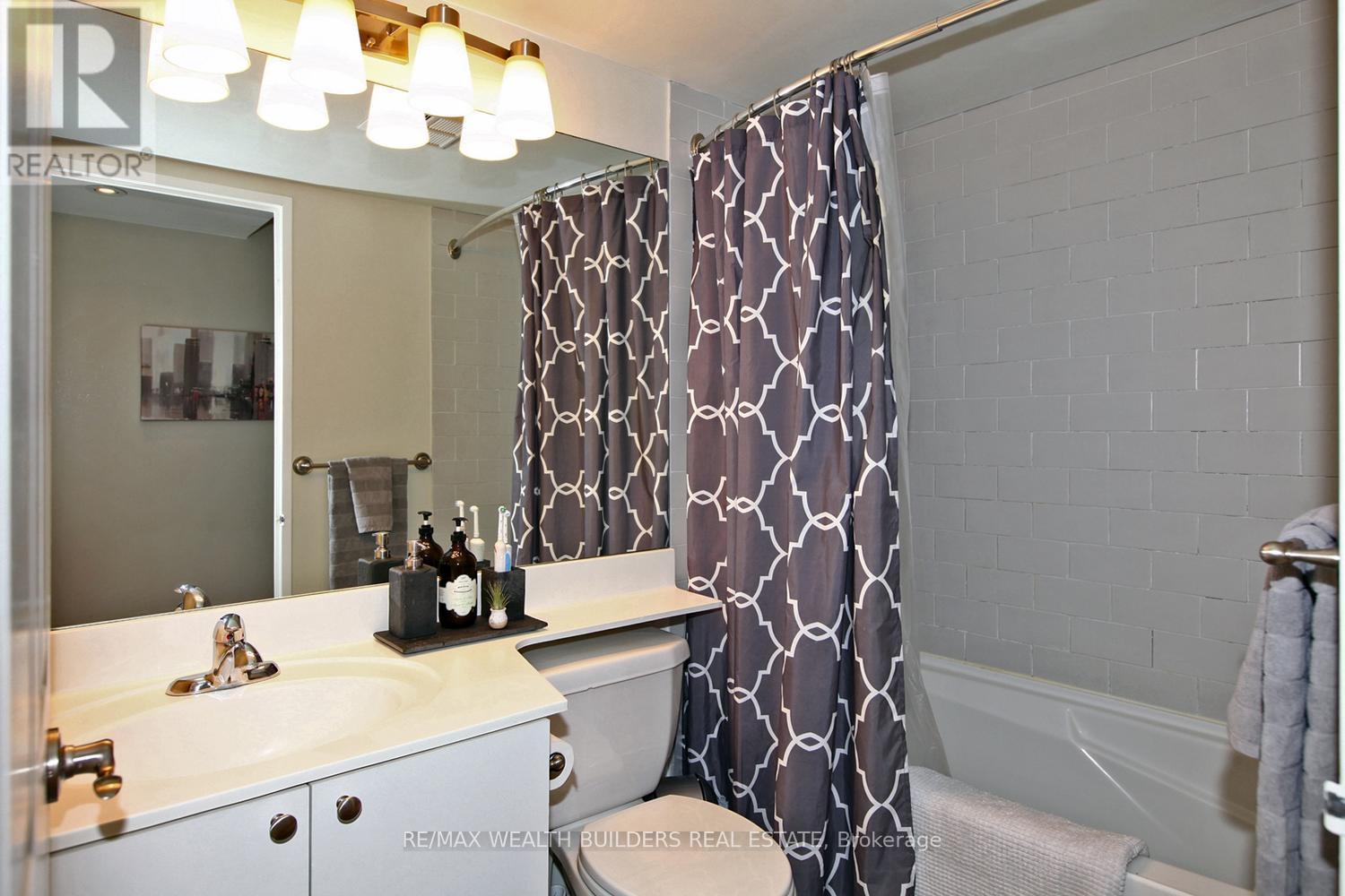1504 - 230 King Street E, Toronto, Ontario  M5A 1K5 - Photo 21 - C12212956