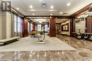 802 - 35 Balmuto Street, Toronto, Ontario  M4Y 0A3 - Photo 4 - C12213012