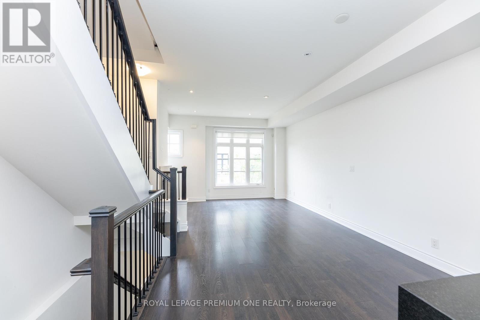 1 - 20 Salvador Allende Court, Toronto, Ontario  M6G 0A3 - Photo 16 - C12213015