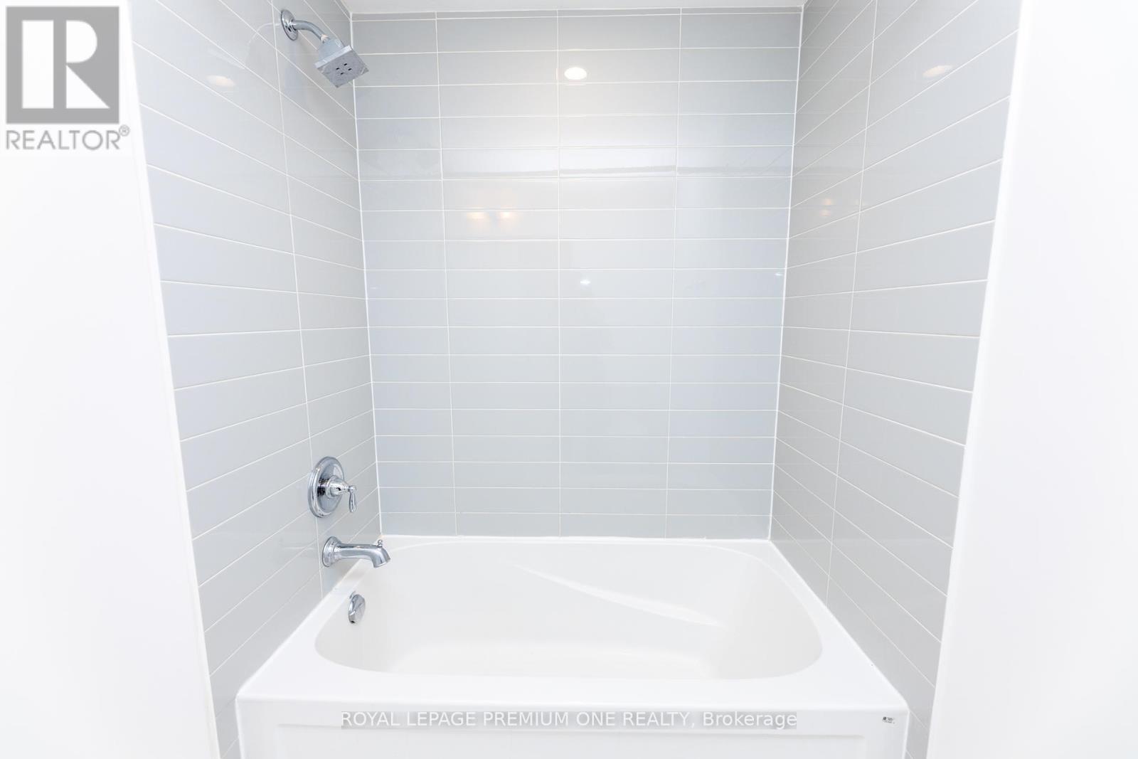 1 - 20 Salvador Allende Court, Toronto, Ontario  M6G 0A3 - Photo 24 - C12213015