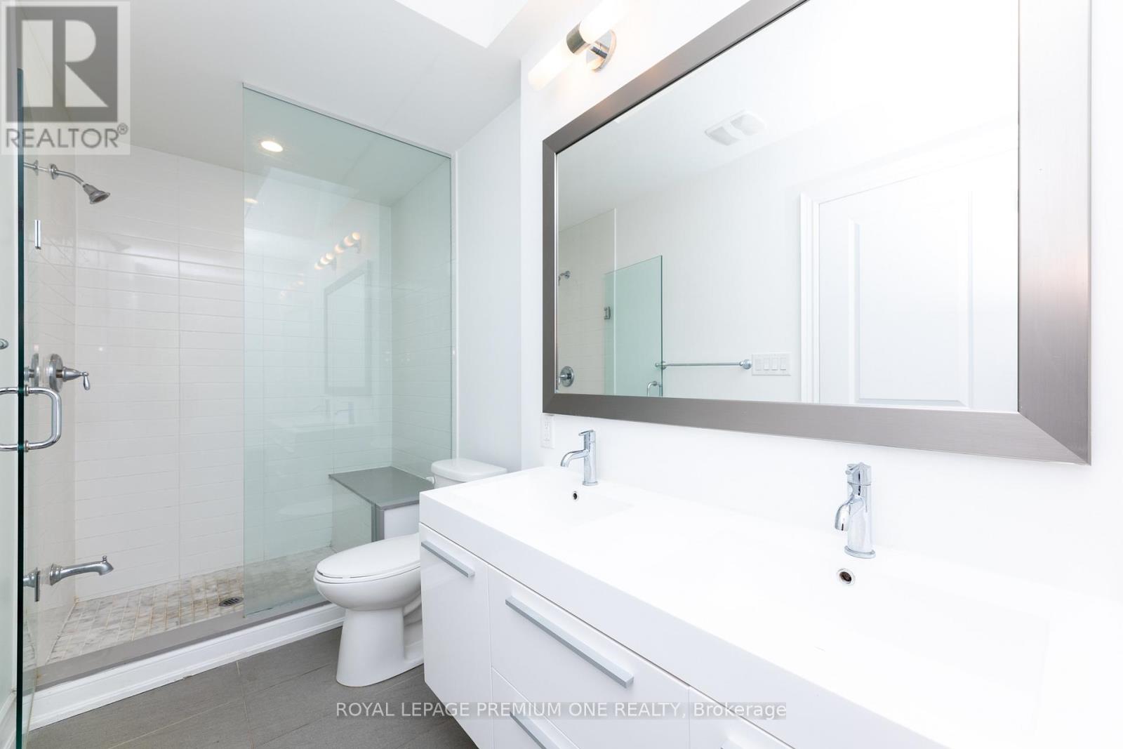 1 - 20 Salvador Allende Court, Toronto, Ontario  M6G 0A3 - Photo 28 - C12213015
