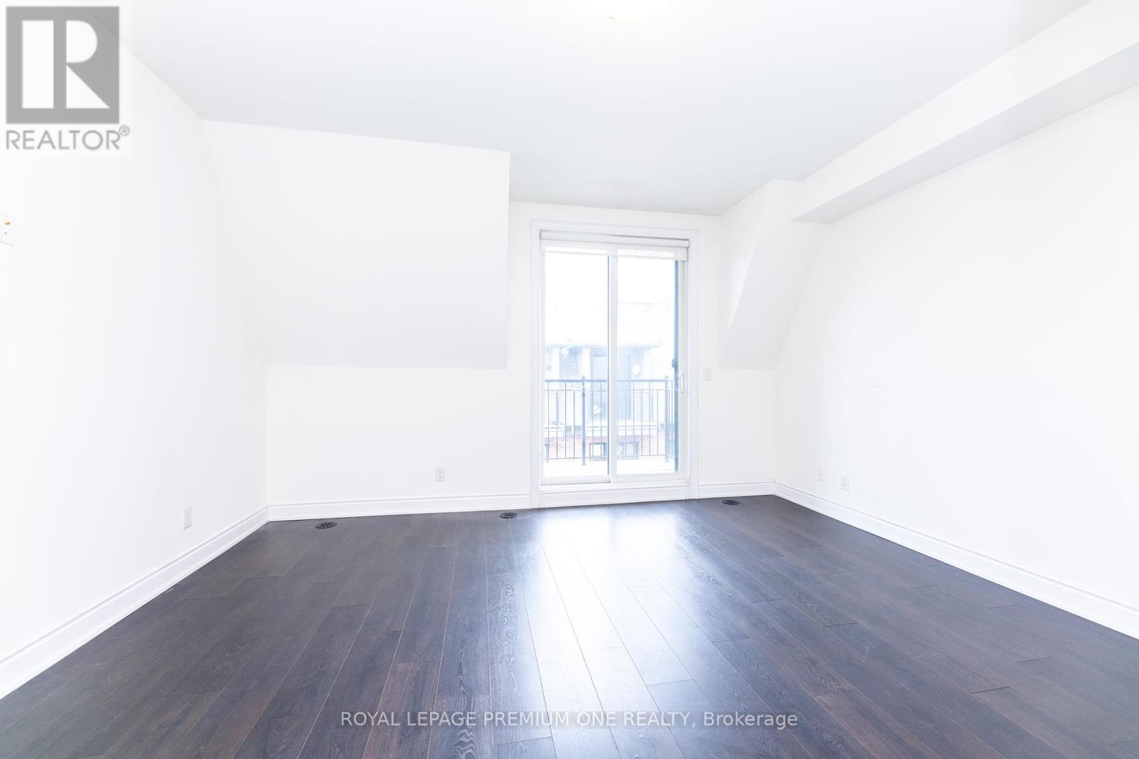 1 - 20 Salvador Allende Court, Toronto, Ontario  M6G 0A3 - Photo 30 - C12213015