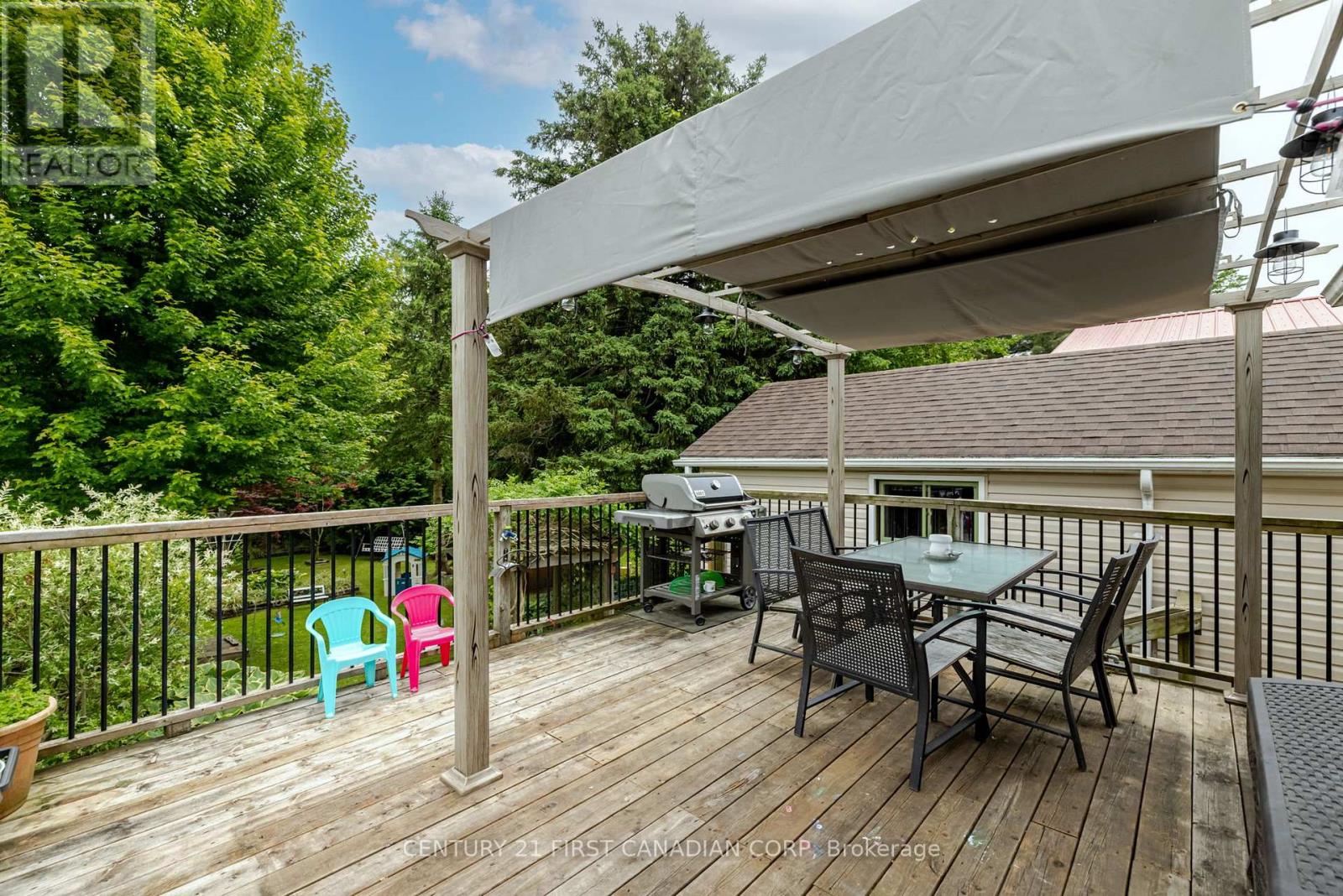 144 Emerson Avenue, London South (South I), Ontario  N5Z 3L6 - Photo 35 - X12212246