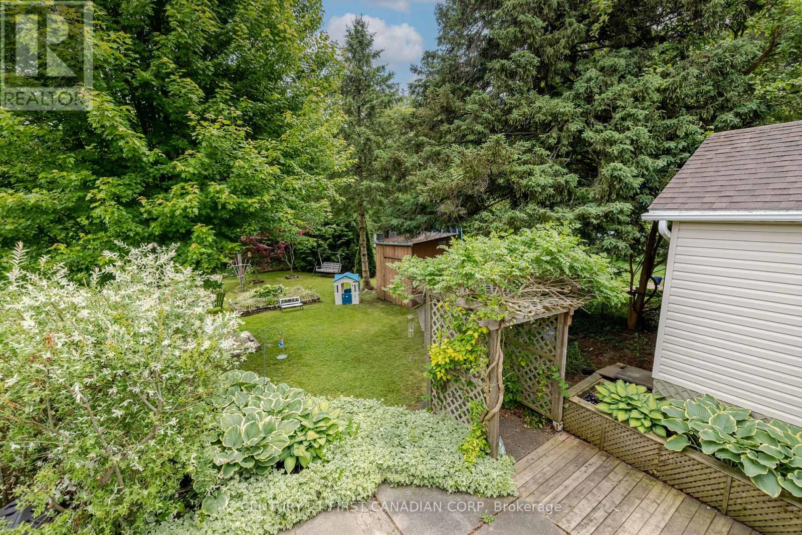 144 Emerson Avenue, London South (South I), Ontario  N5Z 3L6 - Photo 46 - X12212246