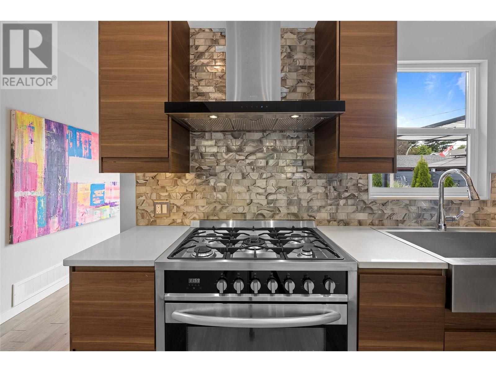 611 Oxford Avenue, Kelowna, British Columbia  V1Y 7L6 - Photo 15 - 10351573