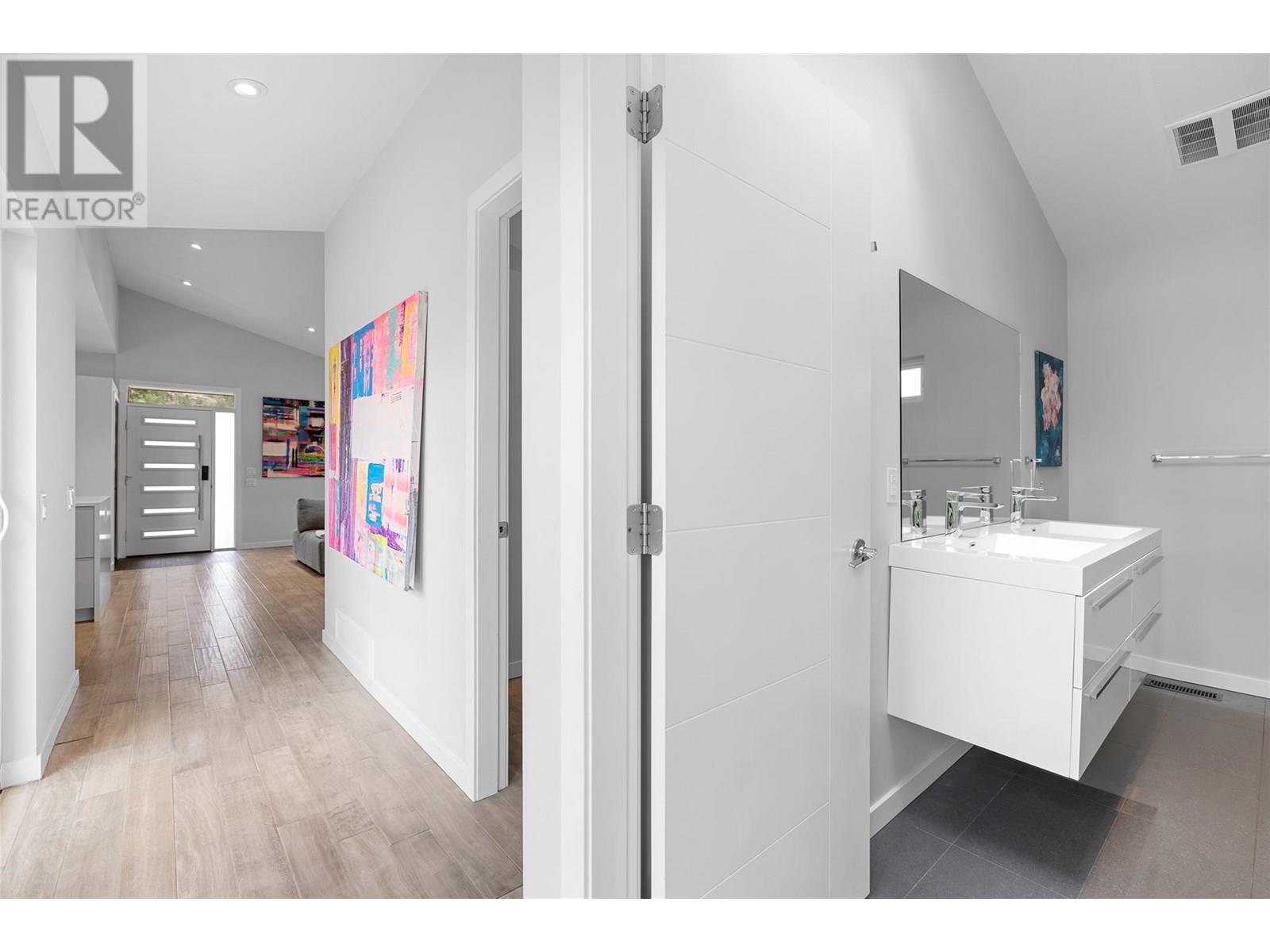 611 Oxford Avenue, Kelowna, British Columbia  V1Y 7L6 - Photo 38 - 10351573