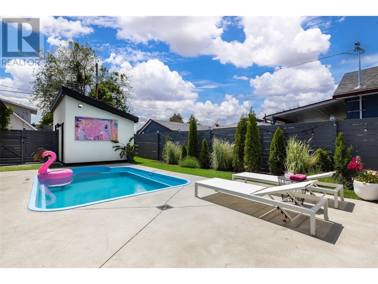 611 Oxford Avenue, Kelowna, British Columbia  V1Y 7L6 - Photo 47 - 10351573