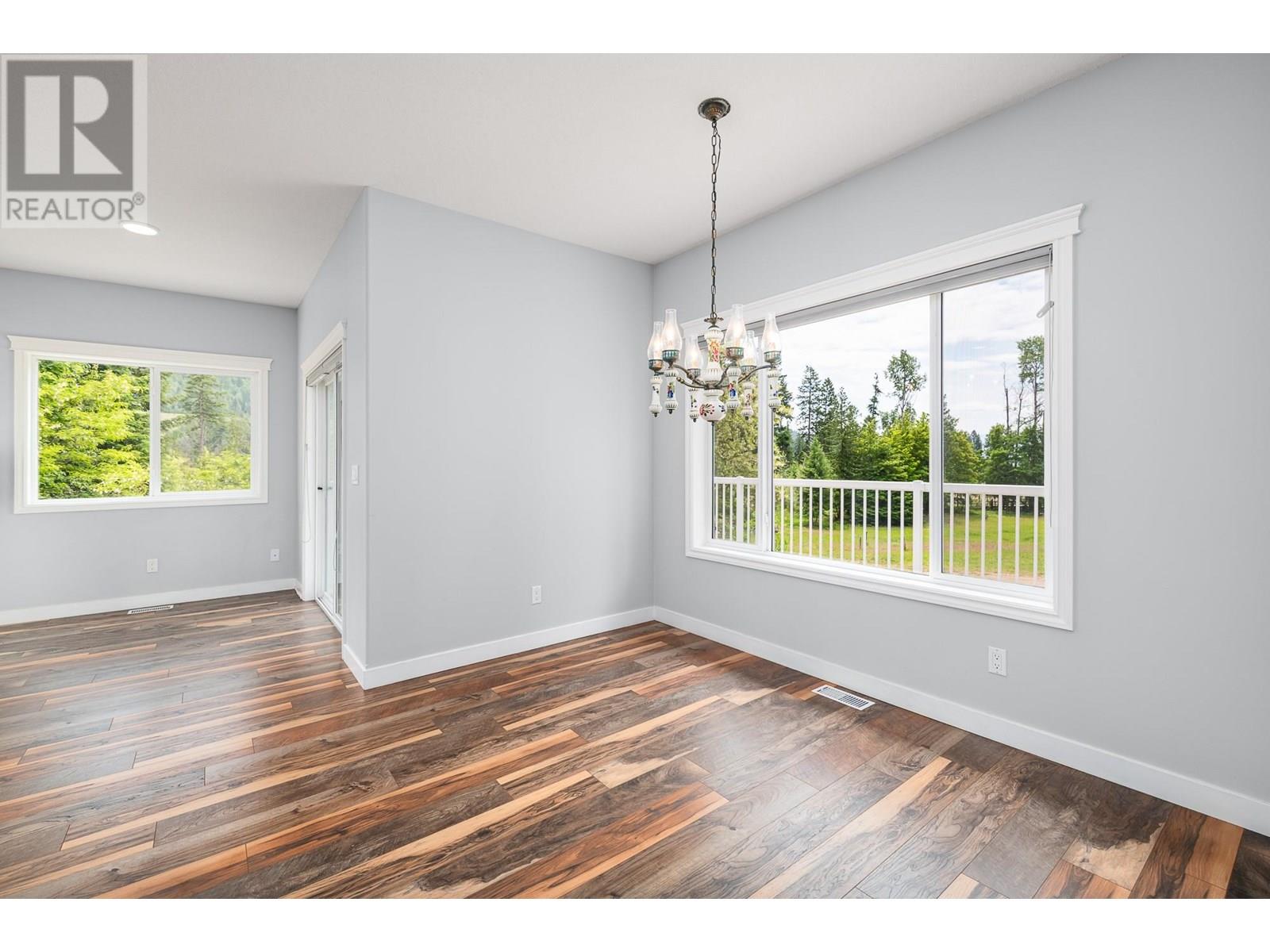 5510 Cory Road, Wynndel, British Columbia  V0B 2N0 - Photo 16 - 10351537