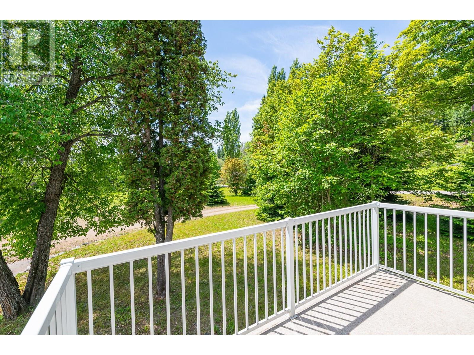 5510 Cory Road, Wynndel, British Columbia  V0B 2N0 - Photo 3 - 10351537