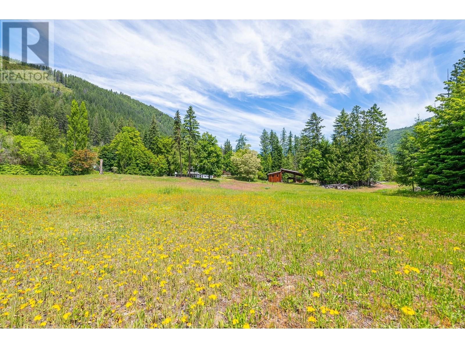 5510 Cory Road, Wynndel, British Columbia  V0B 2N0 - Photo 53 - 10351537
