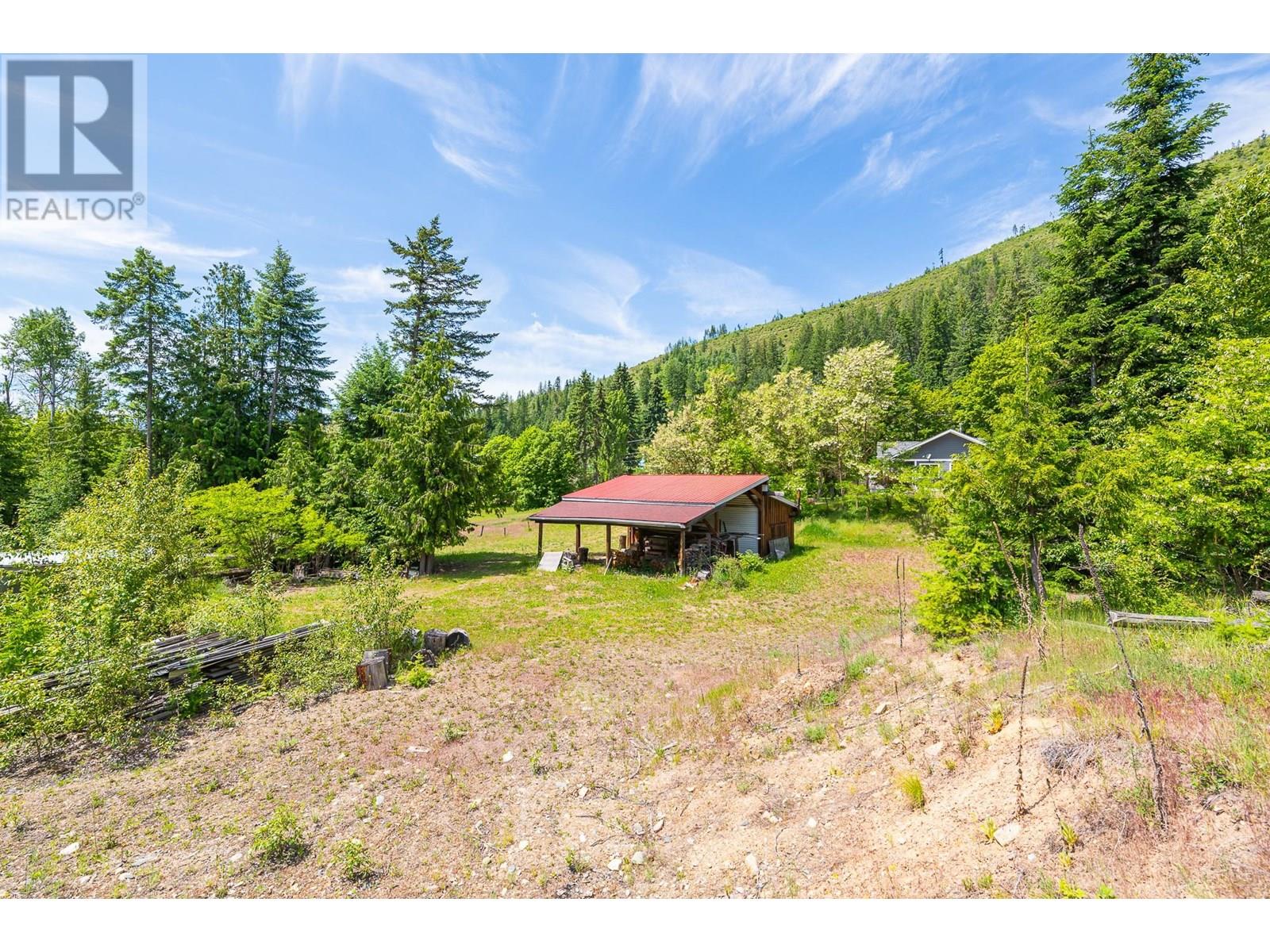 5510 Cory Road, Wynndel, British Columbia  V0B 2N0 - Photo 57 - 10351537