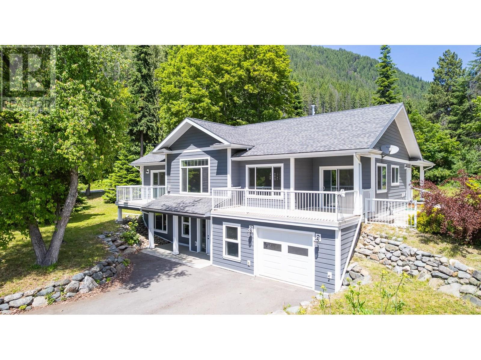 5510 Cory Road, Wynndel, British Columbia  V0B 2N0 - Photo 63 - 10351537