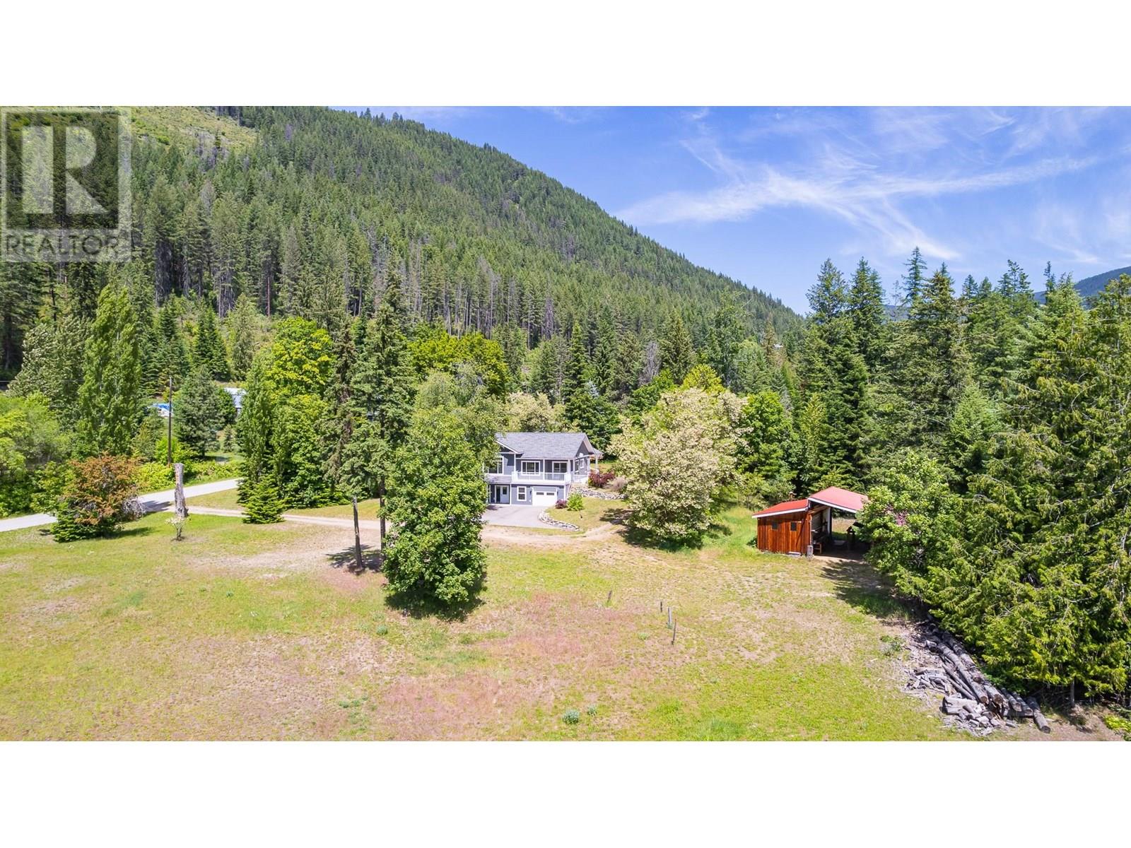 5510 Cory Road, Wynndel, British Columbia  V0B 2N0 - Photo 69 - 10351537