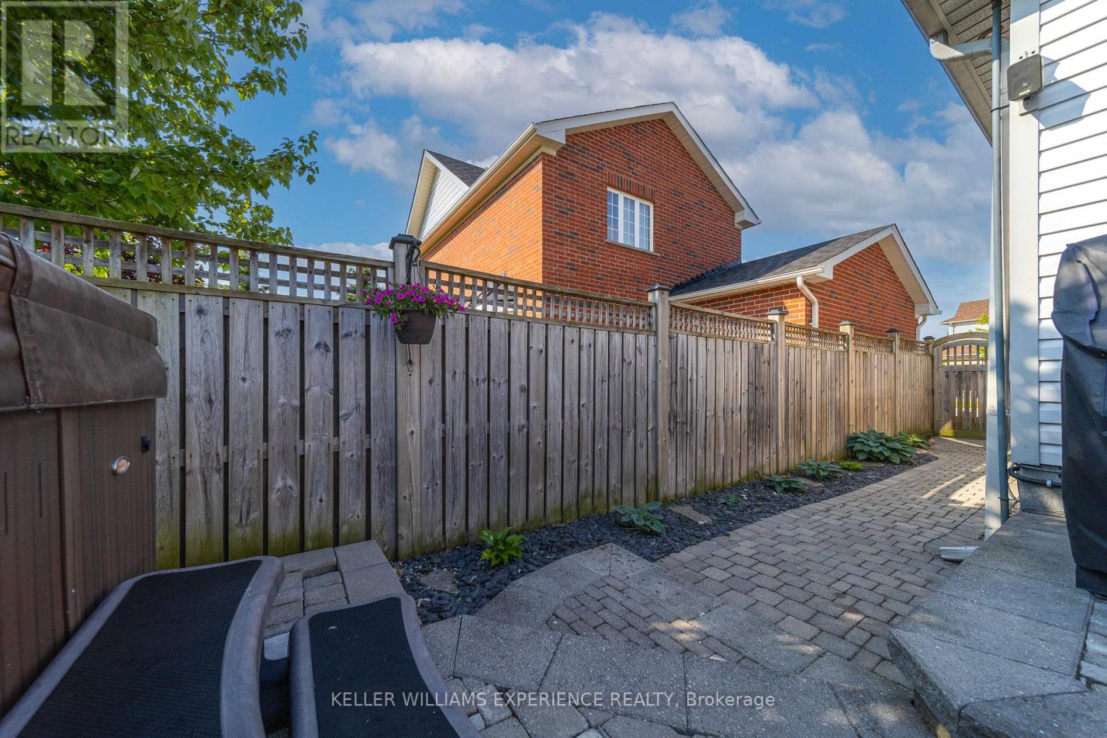 41 Thrushwood Drive, Barrie (Holly), Ontario  L4N 0Z1 - Photo 31 - S12212216