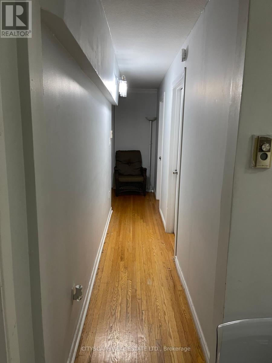 787 Dack Boulevard, Mississauga, Ontario  L5H 1E5 - Photo 5 - W12117685