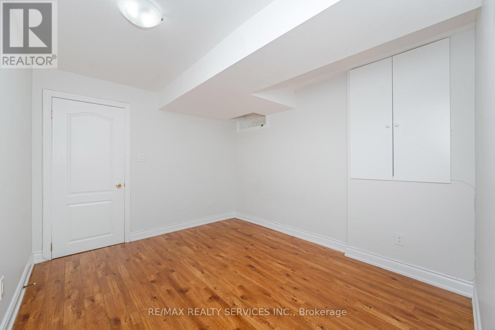 30 Sams Crescent, Brampton, Ontario  L7A 3R7 - Photo 43 - W12210375