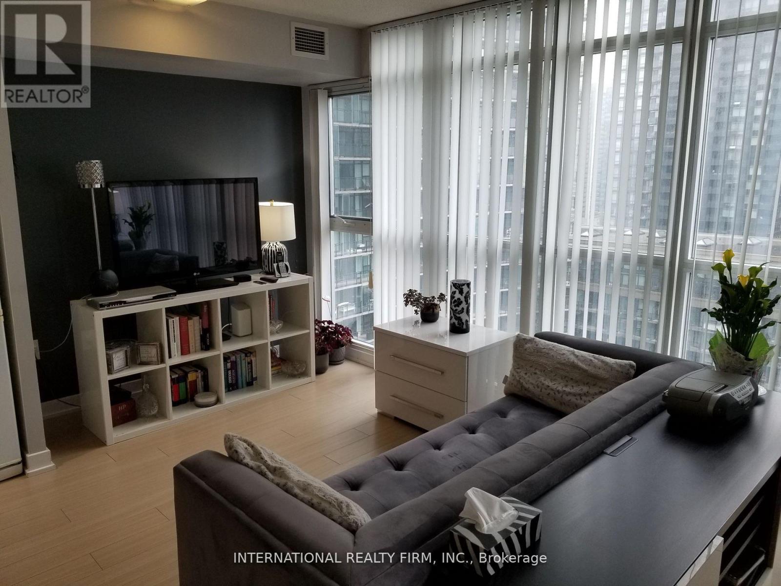 1607 - 10 Capreol Court, Toronto, Ontario  M5V 4B3 - Photo 5 - C12183466