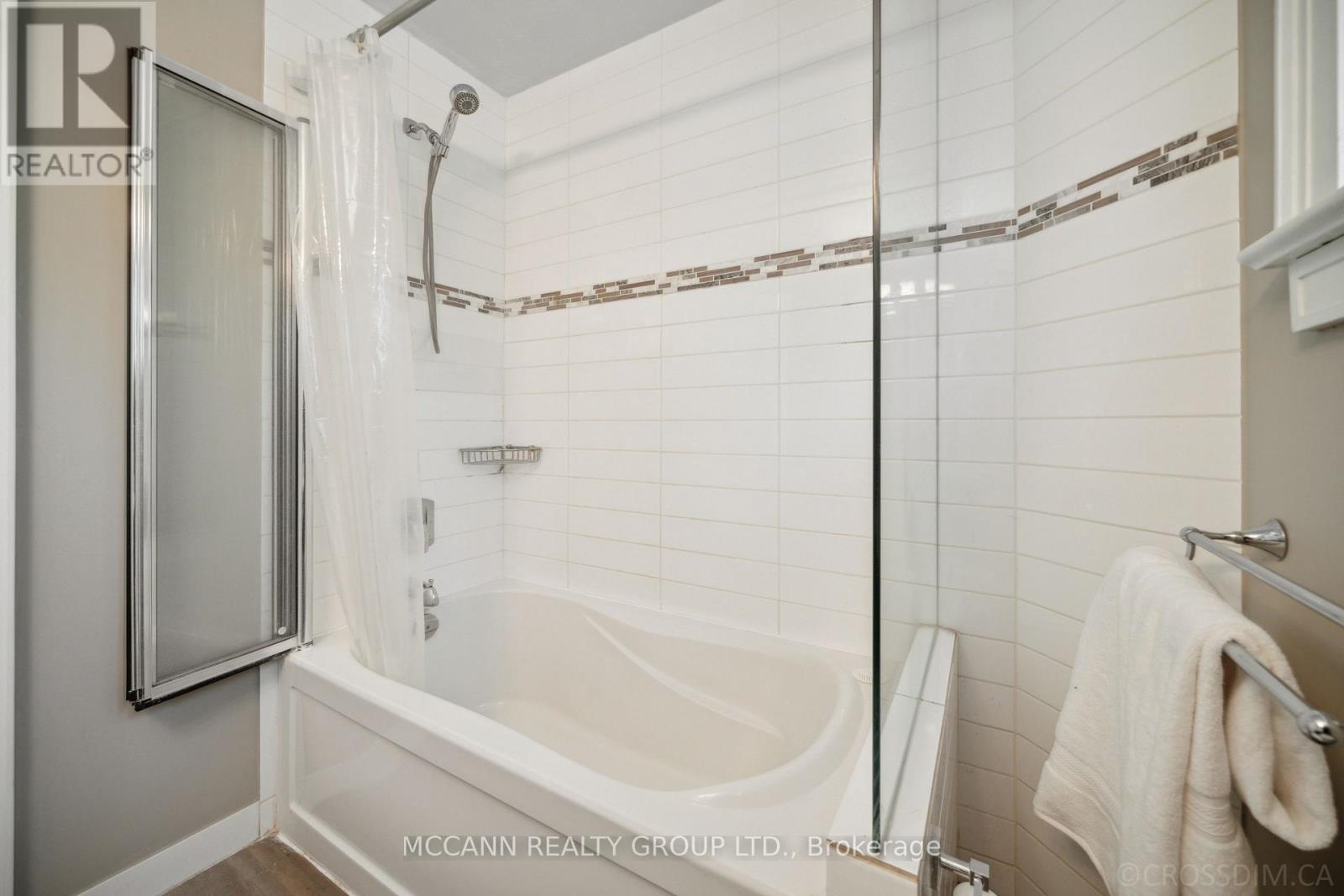 92 Brookdale Avenue, Toronto (Lawrence Park North), Ontario  M5M 1P3 - Photo 25 - C12210978