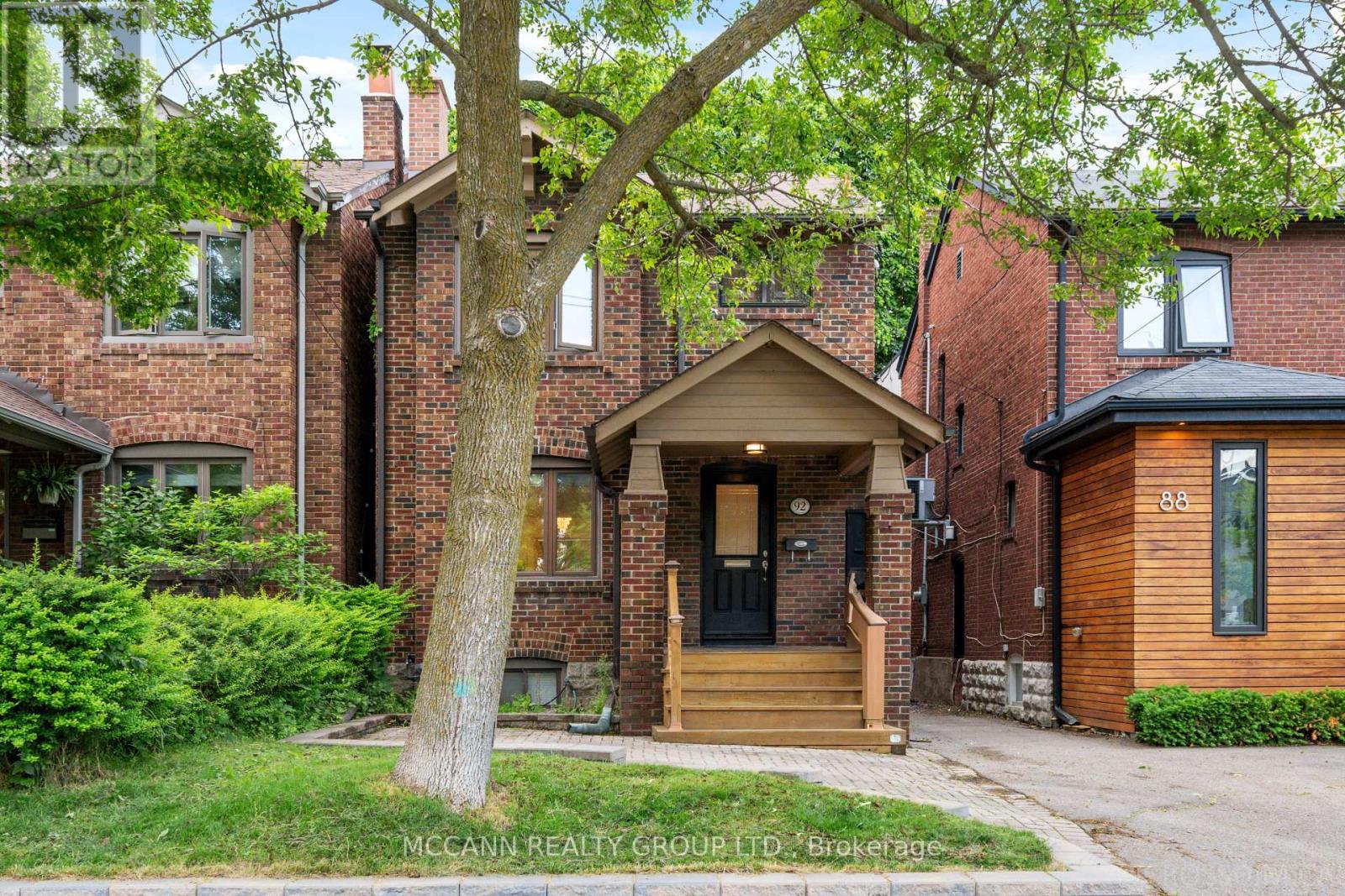 92 BROOKDALE AVENUE, Toronto, Ontario