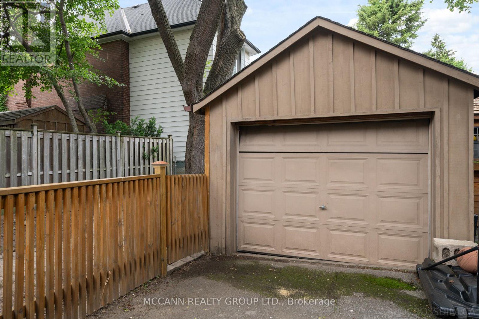 92 Brookdale Avenue, Toronto (Lawrence Park North), Ontario  M5M 1P3 - Photo 33 - C12210978