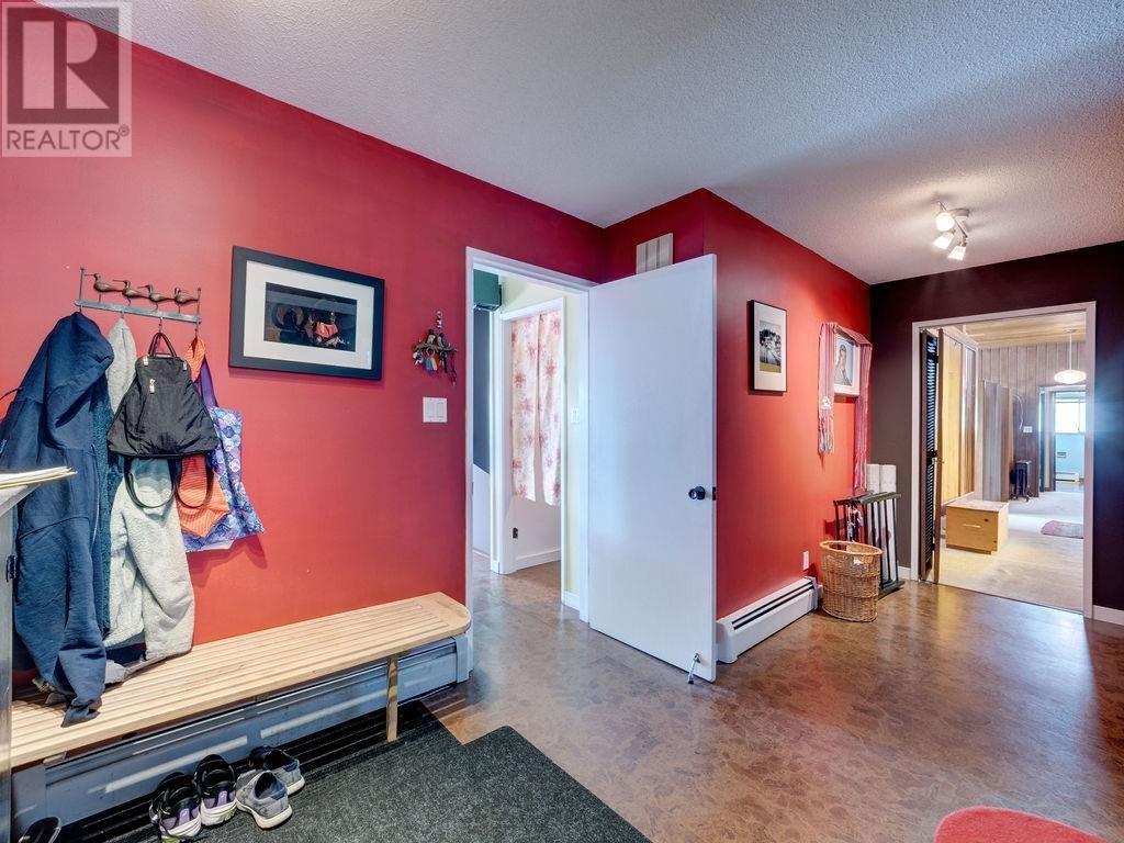 5158 Chapman Road, Sechelt, British Columbia  V7Z 0B7 - Photo 23 - R3014181
