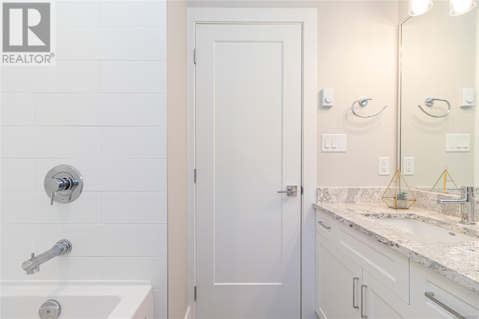 2829 Lunar Crt, Langford, British Columbia  V9B 4M2 - Photo 16 - 1002500