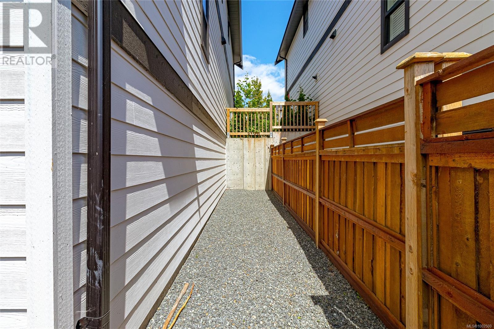 2829 Lunar Crt, Langford, British Columbia  V9B 4M2 - Photo 25 - 1002500
