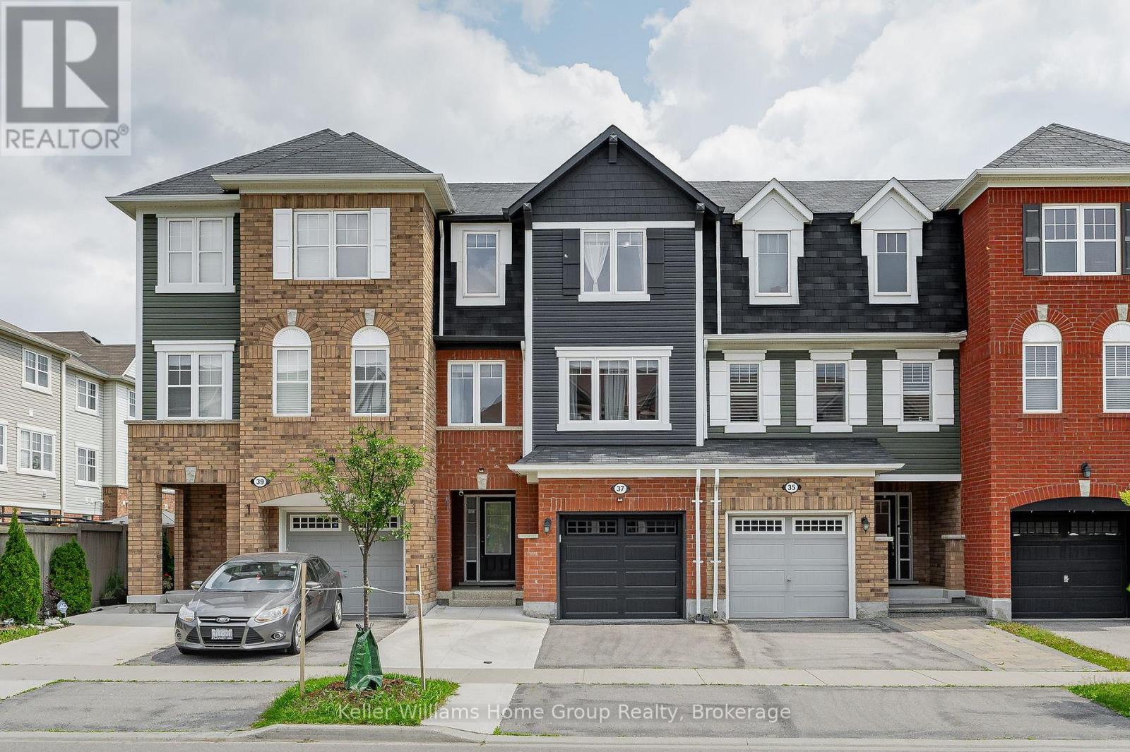 37 VANHORNE CLOSE, Brampton, Ontario