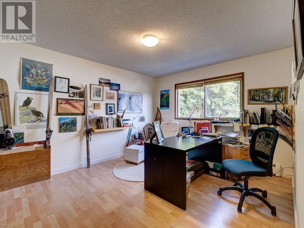 5158 Chapman Road, Sechelt, British Columbia  V7Z 0B7 - Photo 25 - R3014181