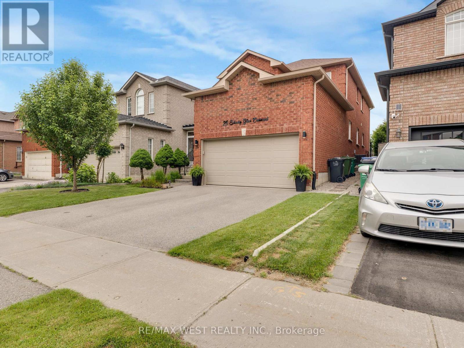 26 Shady Glen Crescent, Caledon, Ontario  L7E 2K4 - Photo 4 - W12211367