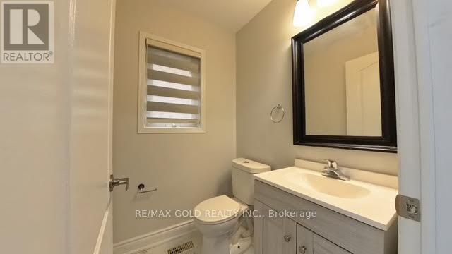 16 SESTINA COURT, Brampton, Ontario