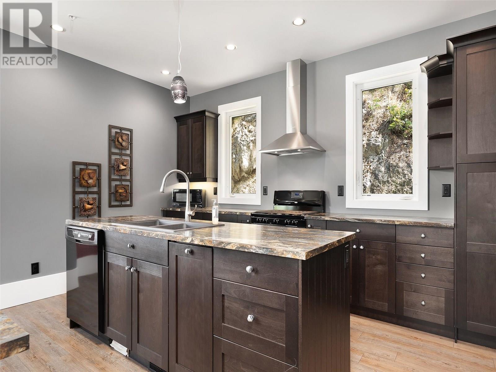 27 Garmisch Road, Vernon, British Columbia  V1H 2K1 - Photo 7 - 10351224