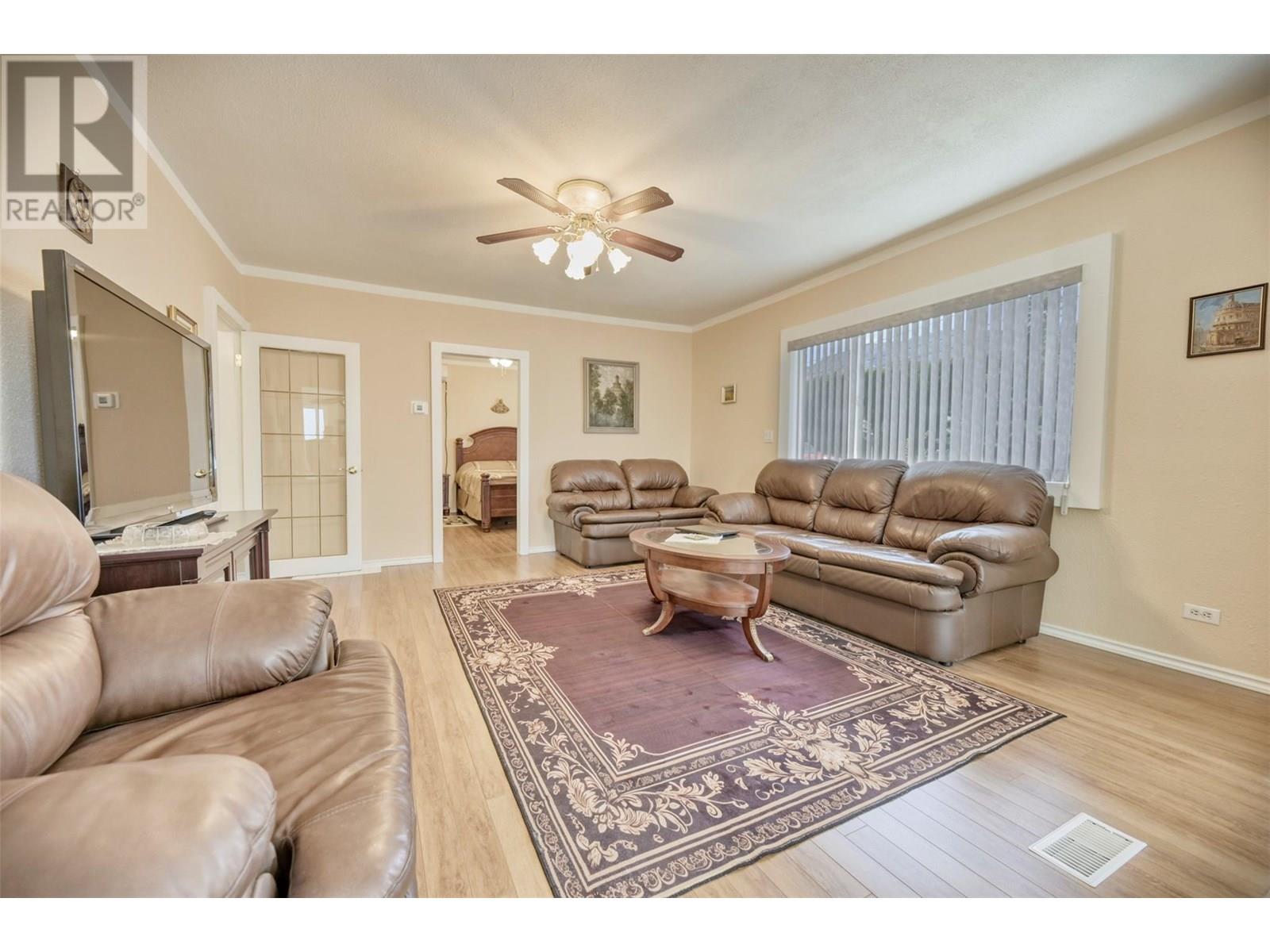 8014 89th Street, Osoyoos, British Columbia  V0H 1V1 - Photo 10 - 10351354