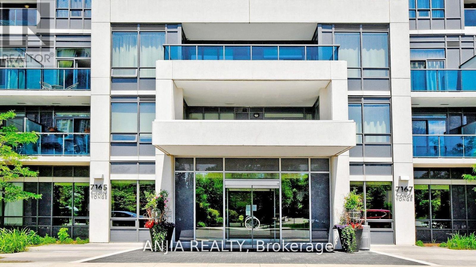 2012 - 7165 Yonge Street, Markham, Ontario  L3T 0C9 - Photo 2 - N12212953